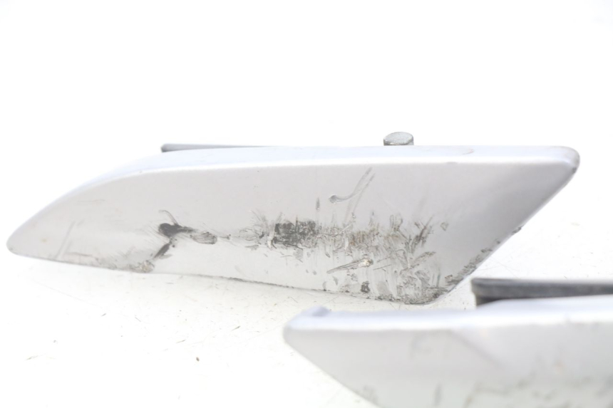 photo de SET ACHTERSTE VOETSTEUNEN PIAGGIO LIBERTY IGET 4T 50 (2015 - 2020) - Zoom op gebruiksstaat