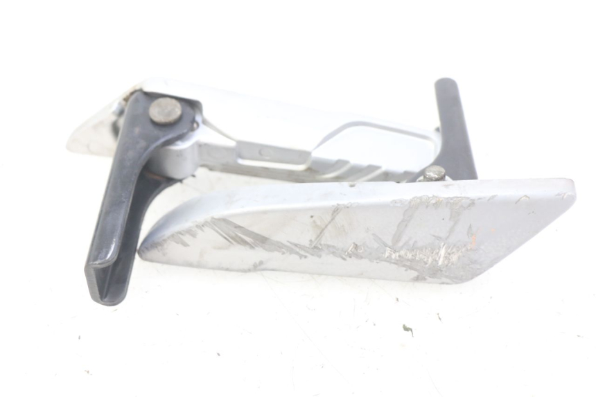 photo de SET ACHTERSTE VOETSTEUNEN PIAGGIO LIBERTY IGET 4T 50 (2015 - 2020) - Technische close-up