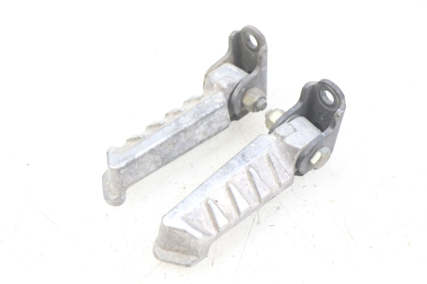 photo de SET ACHTERSTE VOETSTEUNEN PEUGEOT LUDIX 50 (2005 - 2007) - Hoofdaanzicht