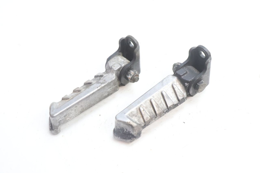 photo de SET ACHTERSTE VOETSTEUNEN PEUGEOT LUDIX ONE 50 (2004 - 2013) - Hoofdaanzicht