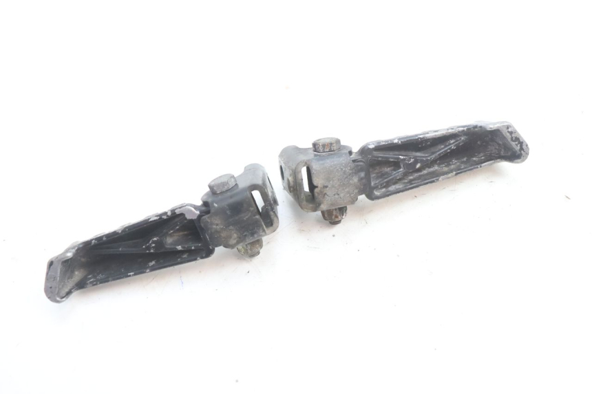photo de SET ACHTERSTE VOETSTEUNEN PEUGEOT LUDIX ONE 50 (2004 - 2013) - Andere kijkhoek