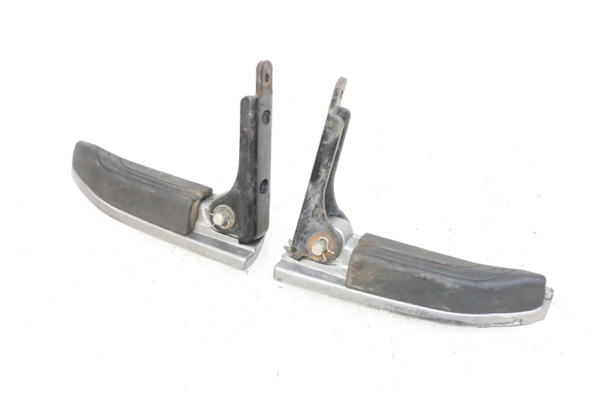 photo de SET ACHTERSTE VOETSTEUNEN PIAGGIO MP3 500 (2014 - 2017) - Hoofdaanzicht