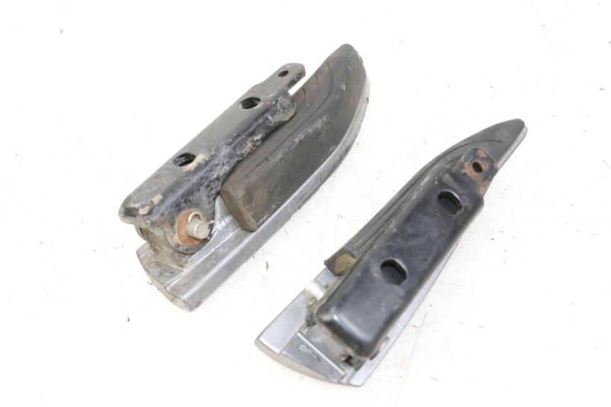 photo de SET ACHTERSTE VOETSTEUNEN PIAGGIO MP3 500 (2014 - 2017) - Markeringen en referenties