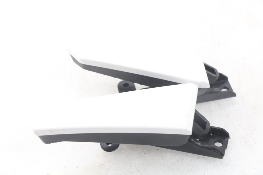 photo de SET ACHTERSTE VOETSTEUNEN MBK MW TRYPTIK 125 (2017 - 2022) - Technische close-up