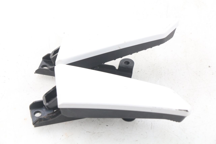 photo de SET ACHTERSTE VOETSTEUNEN MBK MW TRYPTIK 125 (2017 - 2022) - Bevestigingspunten