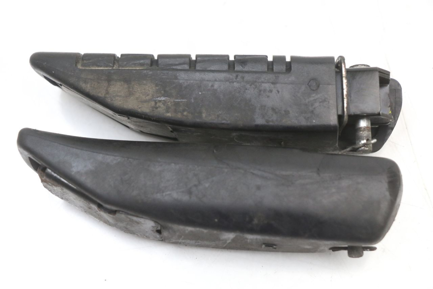 photo de SET ACHTERSTE VOETSTEUNEN MBK MW TRYPTIK 125 (2014 - 2016) - Overzicht