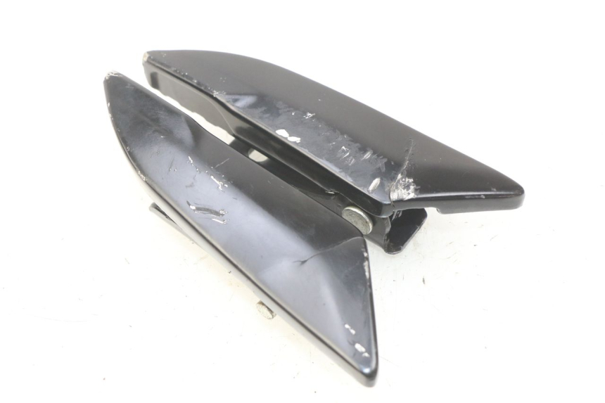 photo de SET ACHTERSTE VOETSTEUNEN PIAGGIO NEW TYPHOON 50 (2018 - 2021) - Zoom op gebruiksstaat