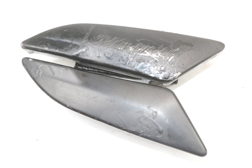 photo de SET ACHTERSTE VOETSTEUNEN PIAGGIO NEW TYPHOON 50 (2018 - 2021) - Detail van het onderdeel