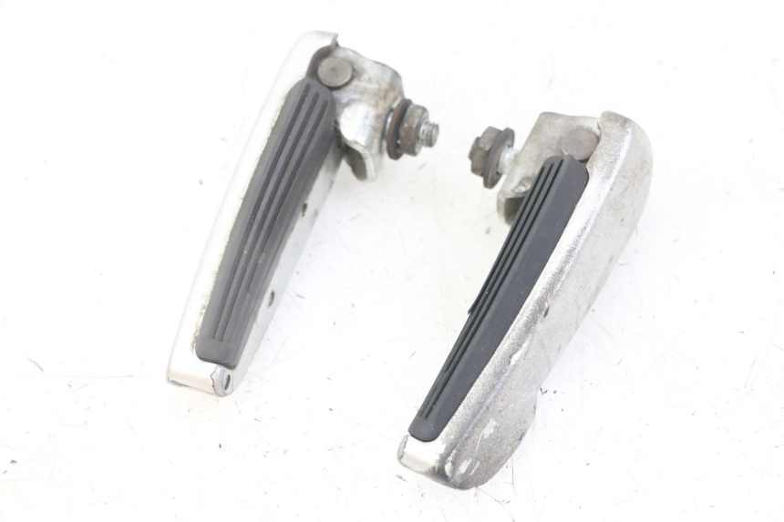 photo de SET ACHTERSTE VOETSTEUNEN GILERA NEXUS 125 (2009 - 2013) - Hoofdaanzicht