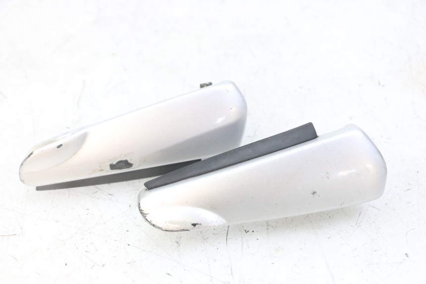 photo de SET ACHTERSTE VOETSTEUNEN GILERA NEXUS 125 (2009 - 2013) - Technische close-up