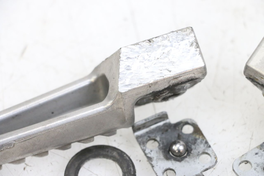 photo de SET ACHTERSTE VOETSTEUNEN KAWASAKI NINJA 400 (2018 - 2023) - Andere kijkhoek