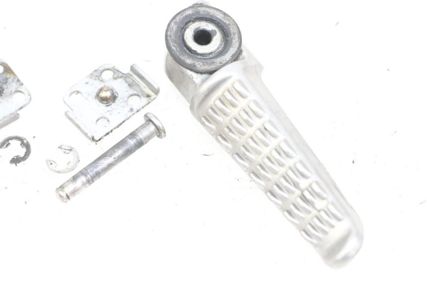 photo de SET ACHTERSTE VOETSTEUNEN KAWASAKI NINJA 400 (2018 - 2023) - Bevestigingspunten