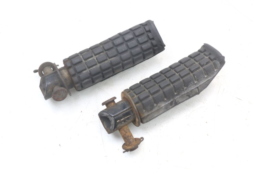 photo de SET ACHTERSTE VOETSTEUNEN HONDA NTV DEAUVILLE 650 (1998 - 2001) - Zoom op gebruiksstaat