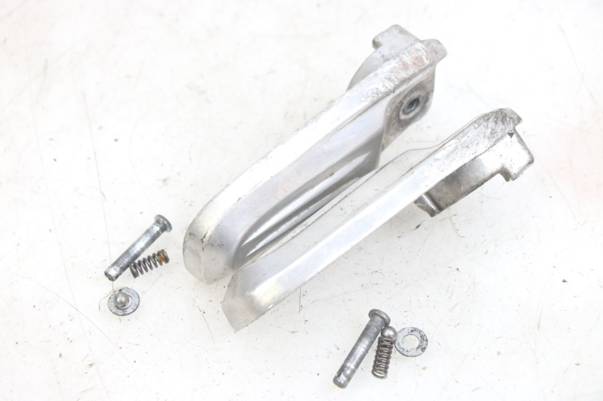 photo de SET ACHTERSTE VOETSTEUNEN HONDA PCX (JF28) 125 (2009 - 2011) - Andere kijkhoek