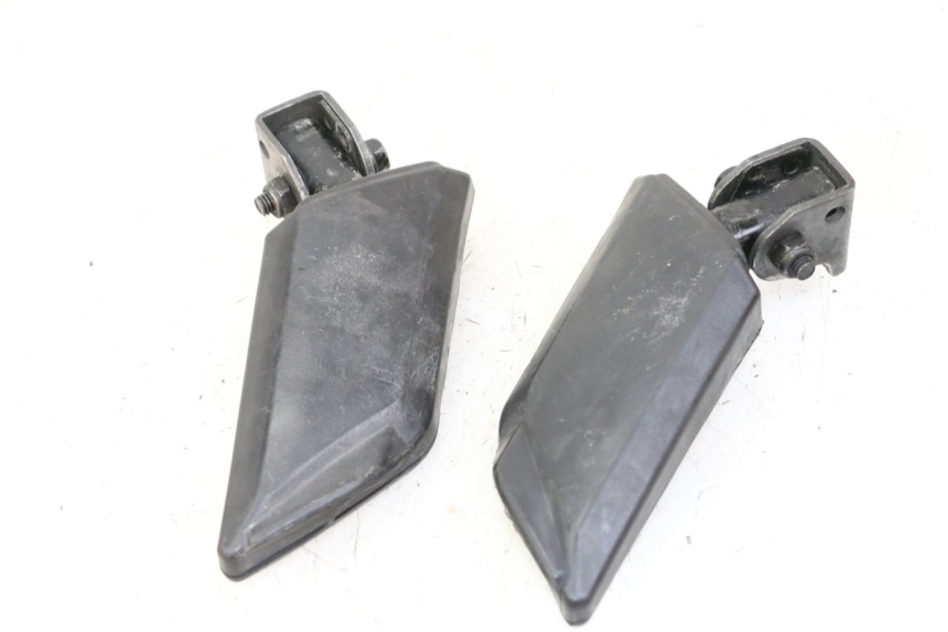 photo de SET ACHTERSTE VOETSTEUNEN PEUGEOT KISBEE 4T 50 (2018 - 2022) - Overzicht