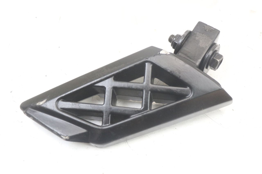 photo de SET ACHTERSTE VOETSTEUNEN PEUGEOT STREETZONE 4T 50 (2018 - 2023) - Technische close-up