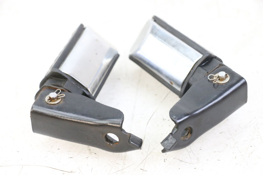 photo de SET ACHTERSTE VOETSTEUNEN REGAL RAPTOR RAXTER 2 125 (2007 - 2015) - Zoom op gebruiksstaat