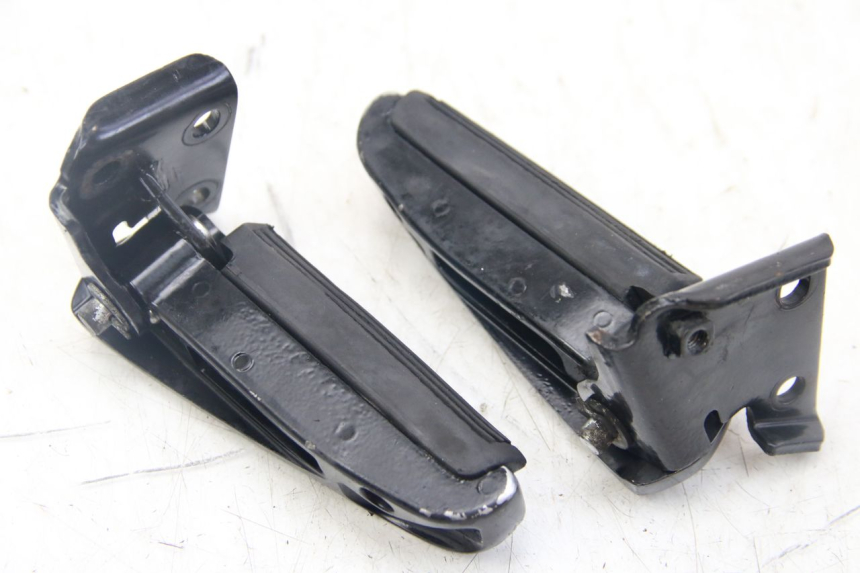 photo de SET ACHTERSTE VOETSTEUNEN GILERA RUNNER SP 50 (2009 - 2017) - Hoofdaanzicht