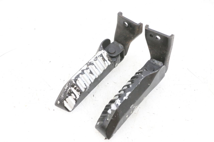 photo de SET ACHTERSTE VOETSTEUNEN DAELIM S1 125 (2007 - 2016) - Hoofdaanzicht