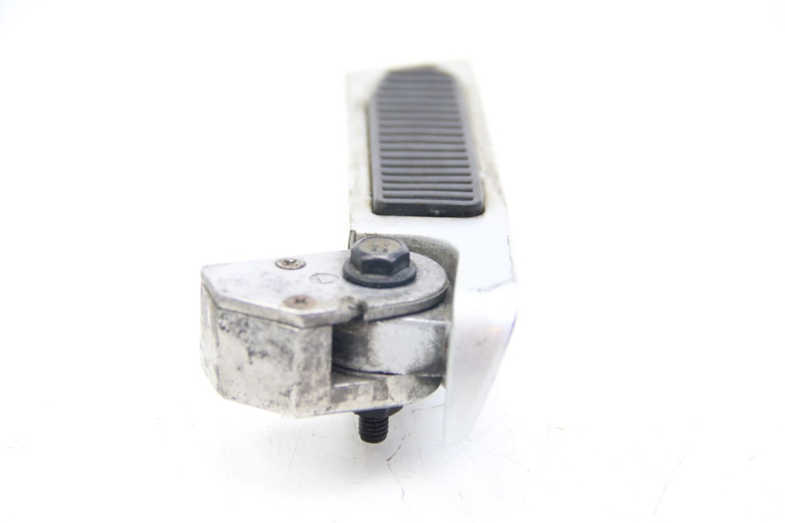 photo de SET ACHTERSTE VOETSTEUNEN LVNENG S5 1 (2019 - 2023) - Technische close-up
