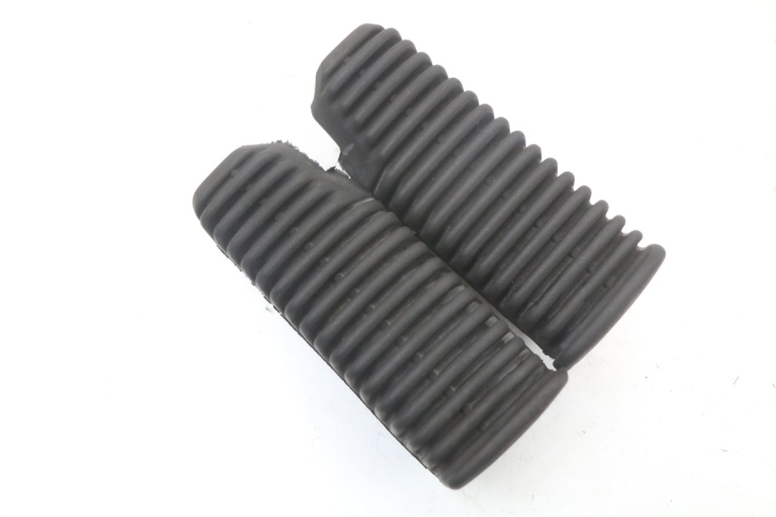 photo de SET ACHTERSTE VOETSTEUNEN APRILIA SCARABEO GT 125 (1999 - 2007) - Andere kijkhoek