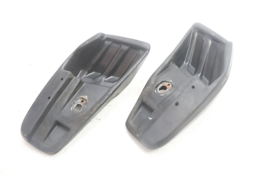 photo de SET ACHTERSTE VOETSTEUNEN HONDA SCV LEAD 100 (2003 - 2007) - Bevestigingspunten