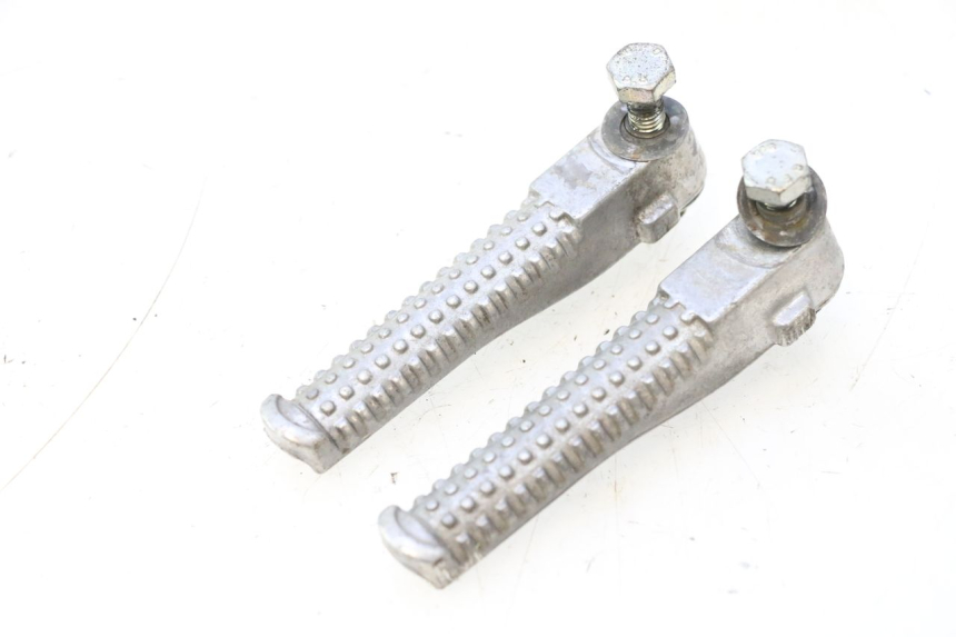 photo de SET ACHTERSTE VOETSTEUNEN PEUGEOT SPEEDFIGHT 2 AC 50 (2000 - 2009) - Hoofdaanzicht