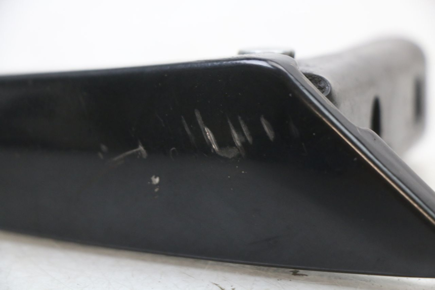 photo de SET ACHTERSTE VOETSTEUNEN APRILIA SR 2T 50 (2018 - 2022) - Staat van het oppervlak