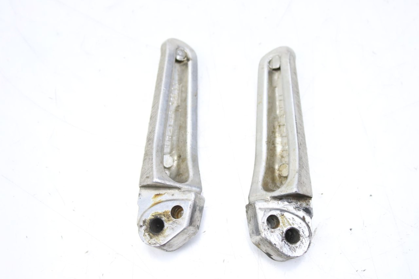 photo de SET ACHTERSTE VOETSTEUNEN SUZUKI SV S 650 (1999 - 2002) - Andere kijkhoek