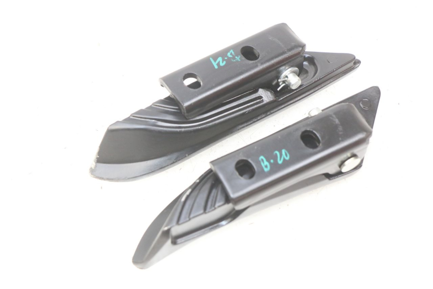 photo de SET ACHTERSTE VOETSTEUNEN APRILIA SXR 50 (2021 - 2023) - Overzicht