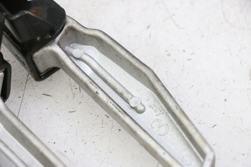 photo de SET ACHTERSTE VOETSTEUNEN SYM FIDDLE 3 III 50 (2014 - 2020) - Overzicht