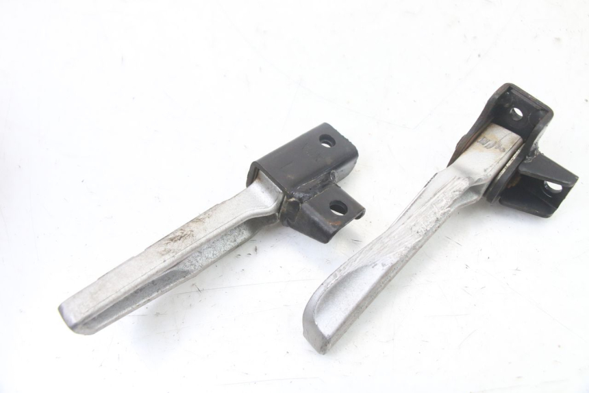 photo de SET ACHTERSTE VOETSTEUNEN SYM JET 14 4T 50 (2018 - 2022) - Technische close-up