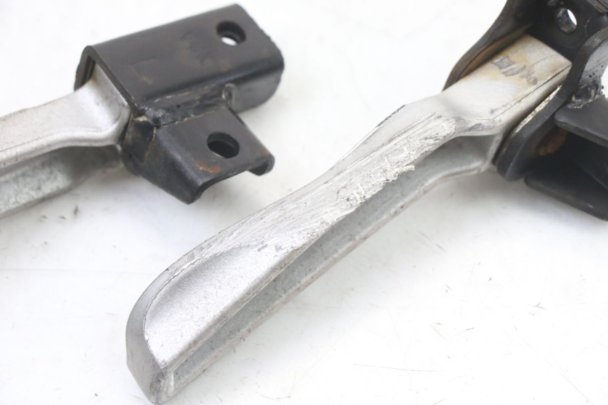 photo de SET ACHTERSTE VOETSTEUNEN SYM JET 14 4T 50 (2018 - 2022) - Overzicht