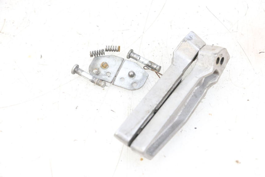 photo de SET ACHTERSTE VOETSTEUNEN NECO TEMPO 4T 50 (2022 - 2026) - Zoom op gebruiksstaat