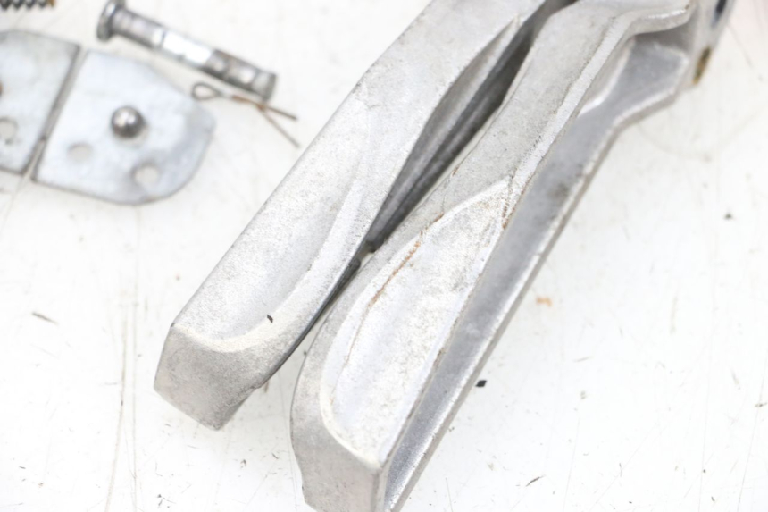 photo de SET ACHTERSTE VOETSTEUNEN NECO TEMPO 4T 50 (2022 - 2026) - Technische close-up