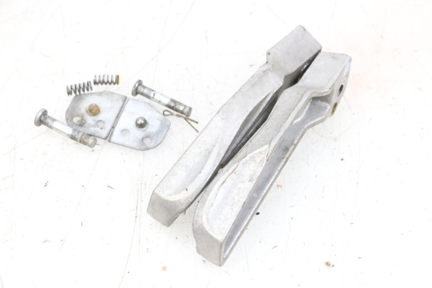 photo de SET ACHTERSTE VOETSTEUNEN NECO TEMPO 4T 50 (2022 - 2026) - Overzicht