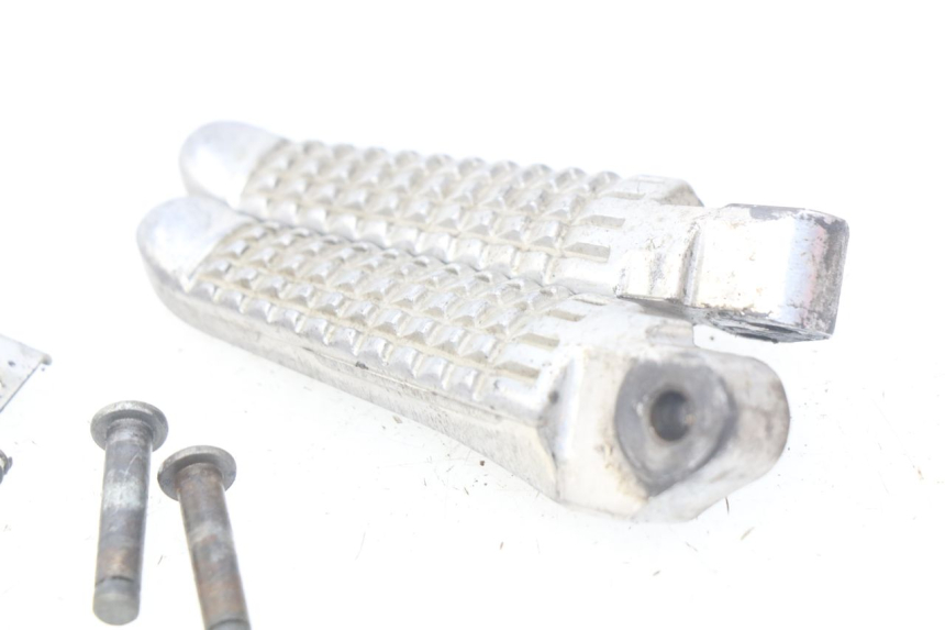 photo de SET ACHTERSTE VOETSTEUNEN SUZUKI TLS TL S 1000 (1997 - 2001) - Andere kijkhoek