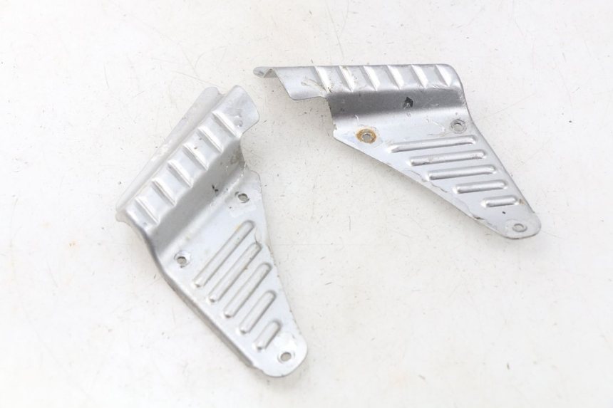 photo de SET ACHTERSTE VOETSTEUNEN BAOTIAN TRAVEL SPIRIT 50 (2010 - 2012) - Hoofdaanzicht