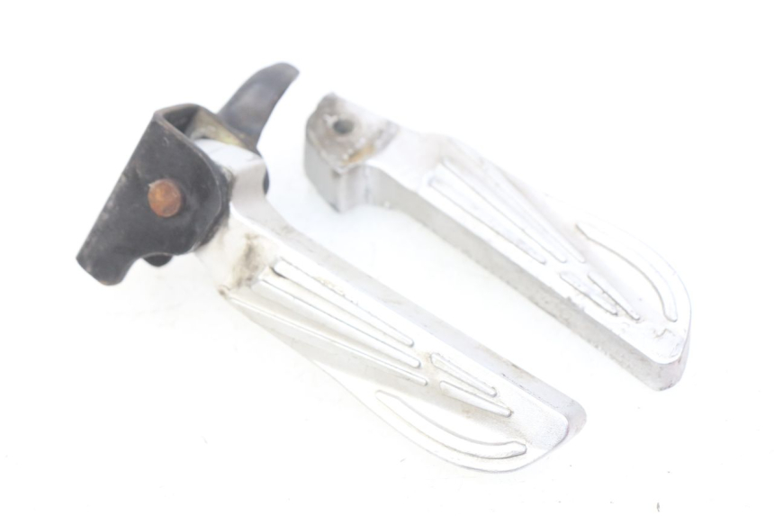 photo de SET ACHTERSTE VOETSTEUNEN PEUGEOT TWEET 4T 50 (2018 - 2022) - Hoofdaanzicht