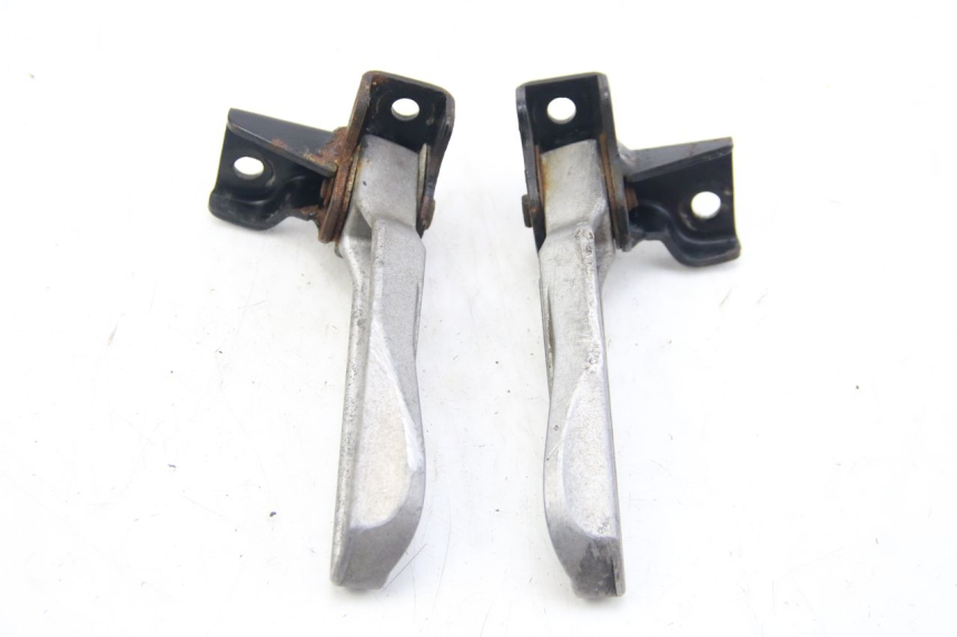 photo de SET ACHTERSTE VOETSTEUNEN PEUGEOT TWEET 4T 50 (2010 - 2014) - Andere kijkhoek