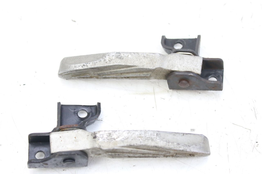 photo de SET ACHTERSTE VOETSTEUNEN PEUGEOT TWEET 4T 50 (2010 - 2014) - Zoom op gebruiksstaat