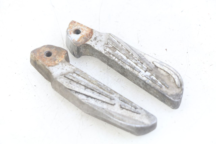 photo de SET ACHTERSTE VOETSTEUNEN PEUGEOT TWEET 4T 50 (2010 - 2014) - Hoofdaanzicht