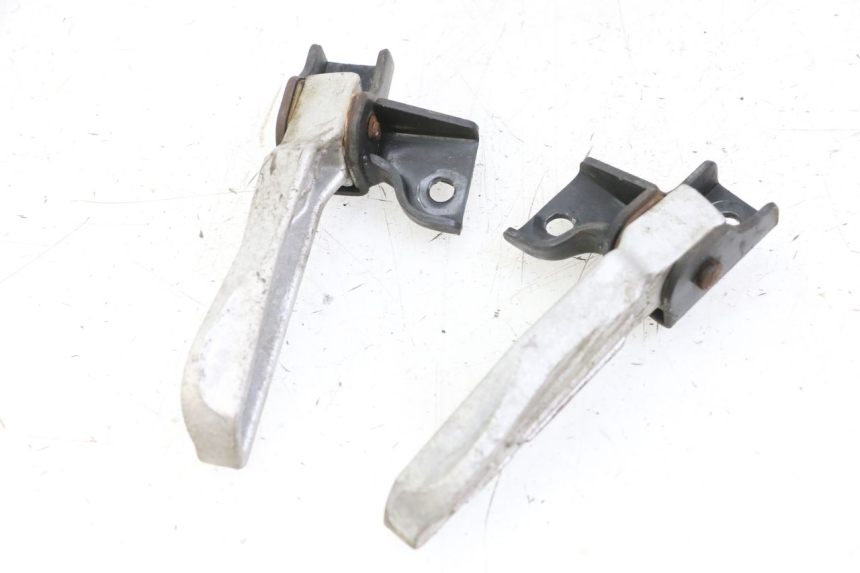 photo de SET ACHTERSTE VOETSTEUNEN PEUGEOT TWEET 4T 50 (2014 - 2019) - Technische close-up