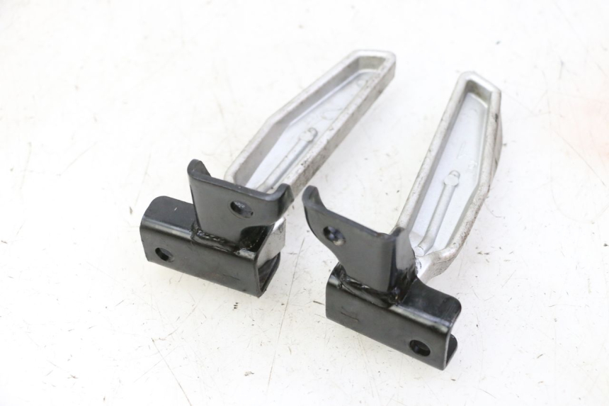 photo de SET ACHTERSTE VOETSTEUNEN PEUGEOT TWEET PRO CARGO 50 (2018 - 2022) - Overzicht