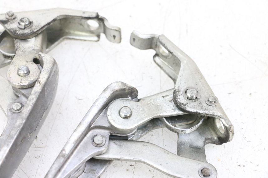 photo de SET ACHTERSTE VOETSTEUNEN PIAGGIO VESPA GTS SUPER IE 125 (2009 - 2016) - Productaanzicht