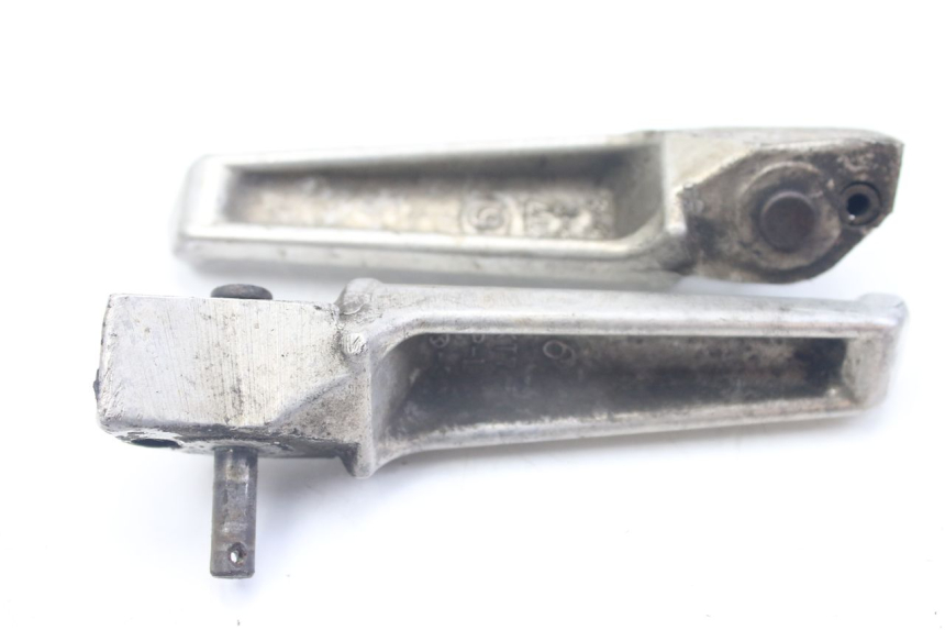 photo de SET ACHTERSTE VOETSTEUNEN HONDA VFR FI RC46 800 (1998 - 2001) - Technische close-up