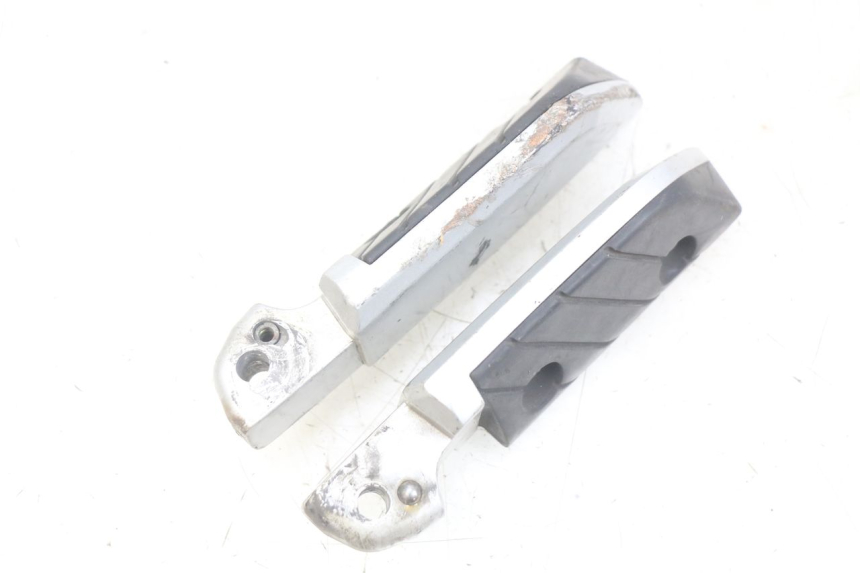 photo de SET ACHTERSTE VOETSTEUNEN YAMAHA X-CITY XCITY 125 (2007 - 2013) - Andere kijkhoek