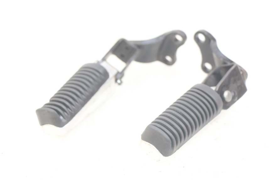 photo de SET ACHTERSTE VOETSTEUNEN YAMAHA XMAX X-MAX 125 (2006 - 2009) - Hoofdaanzicht