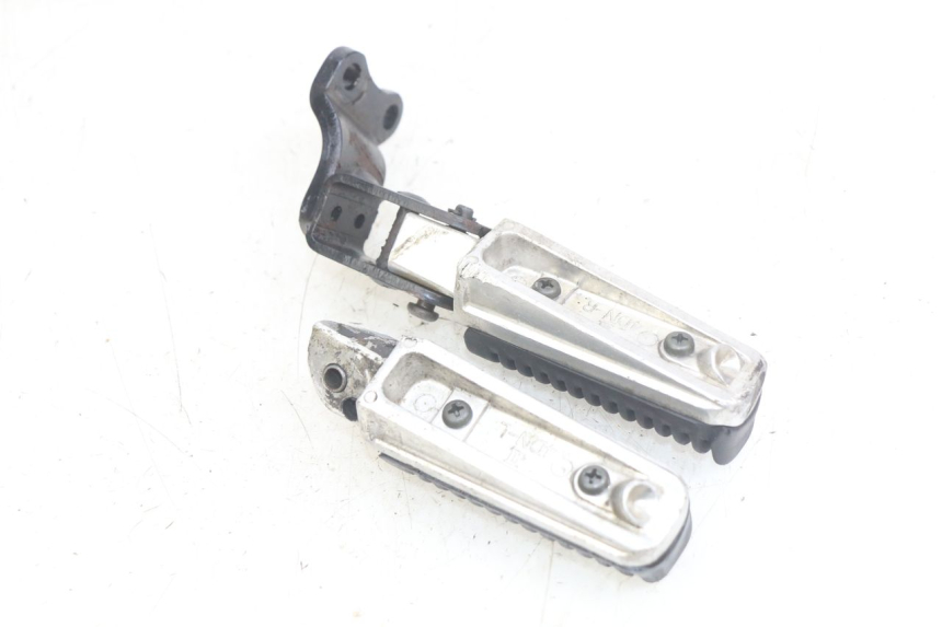 photo de SET ACHTERSTE VOETSTEUNEN YAMAHA X-MAX XMAX 250 (2006 - 2009) - Zoom op gebruiksstaat