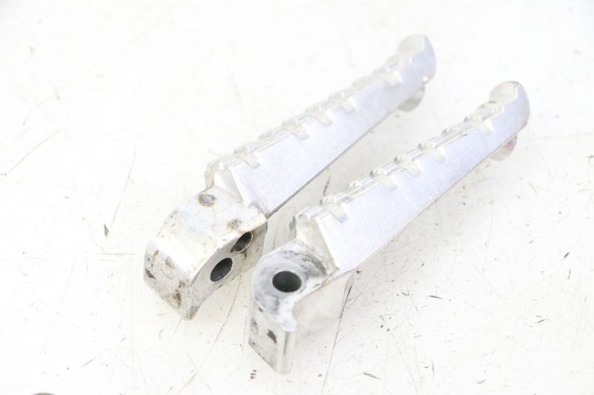 photo de SET ACHTERSTE VOETSTEUNEN YAMAHA X-MAX XMAX 125 (2010 - 2013) - Zoom op gebruiksstaat